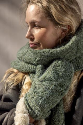 hemtex Leona knitted scarf oliivinvihreä